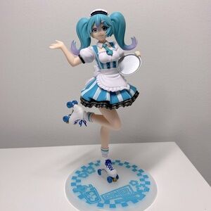 Hatsune Miku Vocaloid Taito Cafe Maid Version